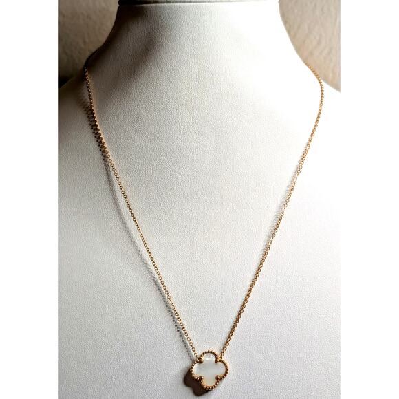 18K Rose Gold Plated Two Sided Quatrefoil Mother of Pearl CZ Pendant Necklace - Picture 2 of 10